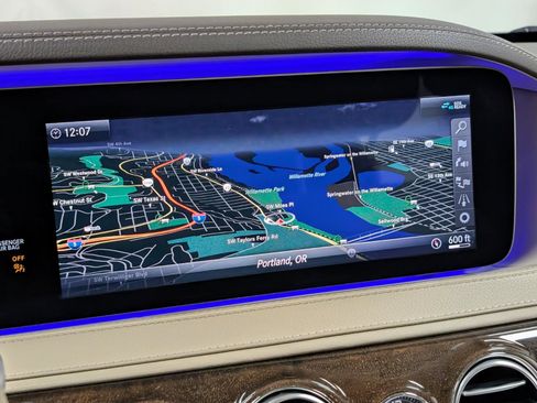 Used 2019 Mercedes-Benz S 560 Sedan image 42