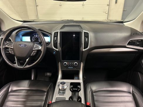 Used 2023 Ford Edge SEL image 18