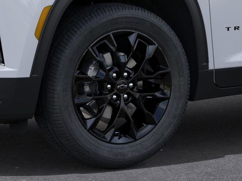 New 2026 Chevrolet Traverse LT w/ Midnight/Sport Edition FWD image 9