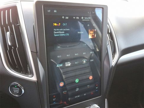 Used 2024 Ford Edge SEL image 15