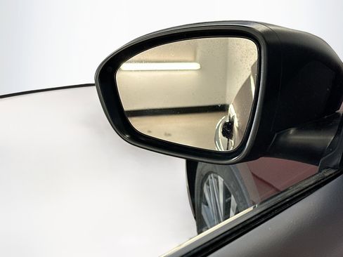 Used 2024 Nissan Altima 2.5 SV image 16