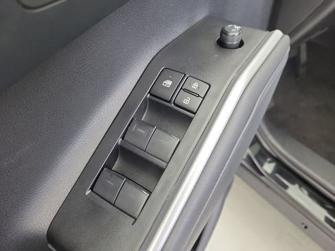 Used 2026 Toyota Highlander XLE AWD/4WD image 22