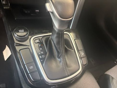 Used 2025 Kia Seltos S FWD image 38