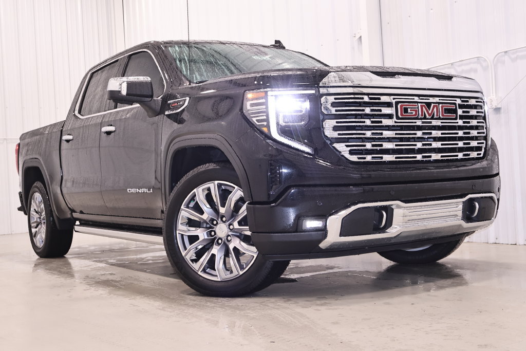 Used 2024 GMC Sierra 1500 Denali w/ Denali Reserve Package AWD/4WD image 46