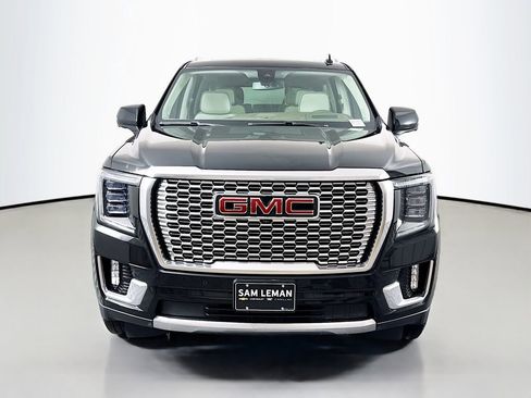 Used 2022 GMC Yukon Denali AWD/4WD image 2