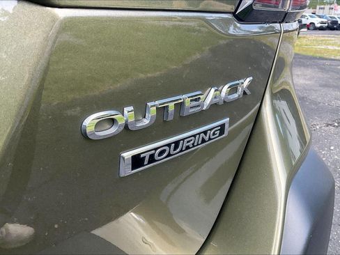 Used 2025 Subaru Outback Touring AWD/4WD image 8