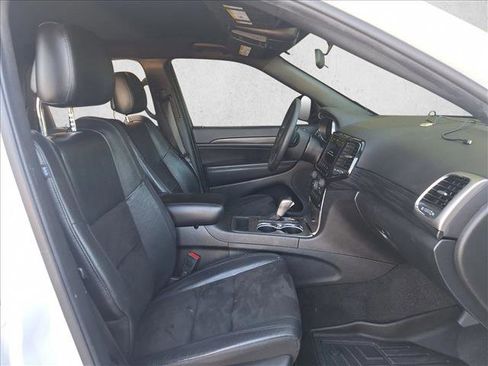 Used 2021 Jeep Grand Cherokee Laredo X image 19