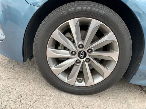 Used 2017 Hyundai Sonata Sport w/ Value Edition Package 02 image 43