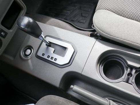 Used 2021 Nissan Frontier SV image 19