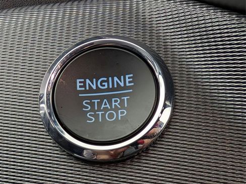 Used 2025 Ford Explorer ST-Line w/ ST-Line Street Pack image 25