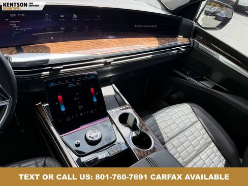 Used 2025 Cadillac Escalade ESV Sport Platinum AWD/4WD image 22