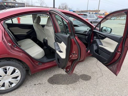 Used 2018 Subaru Impreza 2.0i image 8