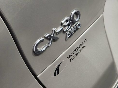 Used 2024 MAZDA CX-30 AWD 2.5 S w/ Select Sport Pkg image 10