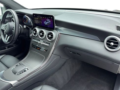 Used 2021 Mercedes-Benz GLC 300 image 45