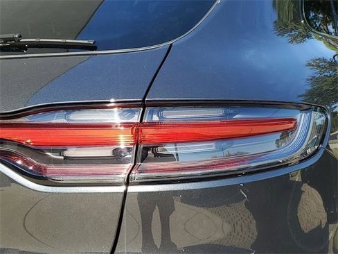 Used 2024 Porsche Macan image 16