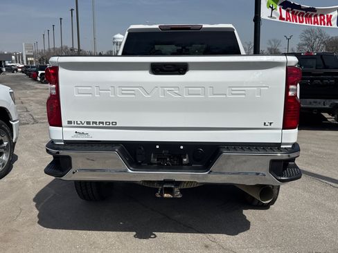 Used 2023 Chevrolet Silverado 2500 LT w/ Convenience Package image 5