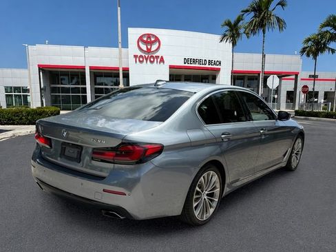 Used 2021 BMW 530i w/ Convenience Package RWD image 7