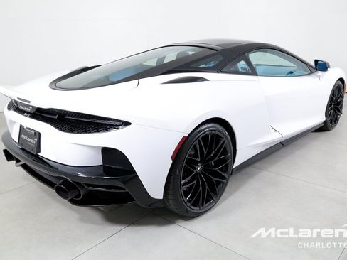 Used 2025 McLaren GTS RWD image 9