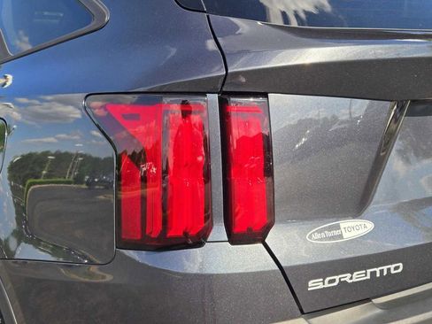 Used 2023 Kia Sorento SX Prestige AWD/4WD image 8