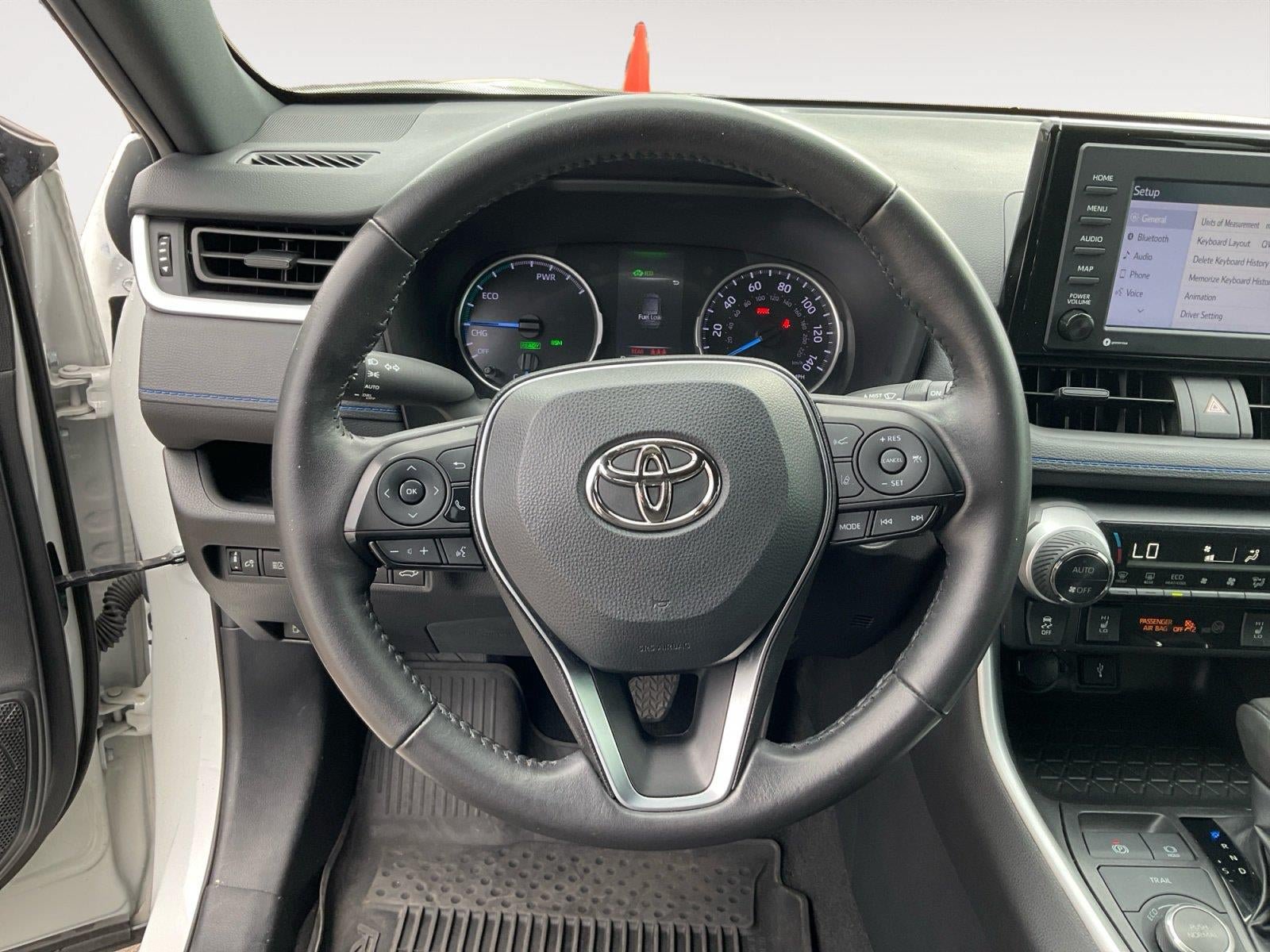 Used 2022 Toyota RAV4 SE w/ Convenience Package AWD/4WD image 12