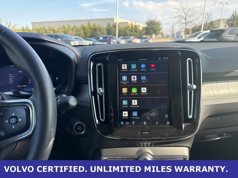 Certified 2023 Volvo XC40 B4 Plus w/ Driver Assist Package image 23