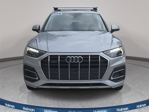 Used 2023 Audi Q5 2.0T Premium w/ Convenience Package image 3