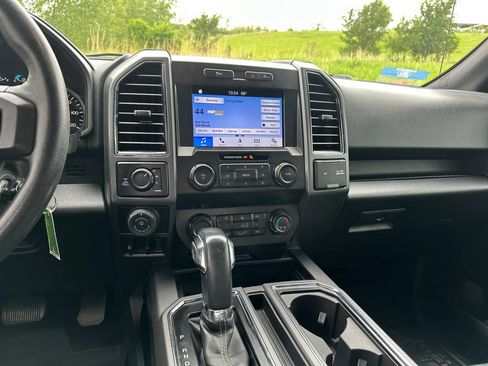 Used 2019 Ford F150 XLT w/ Equipment Group 302A Luxury AWD/4WD image 16