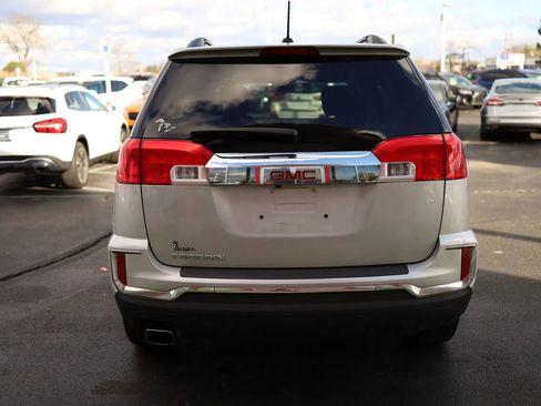 Used 2017 GMC Terrain SLE w/ Convenience Package FWD image 6