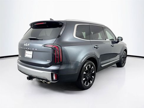 Used 2023 Kia Telluride SX Prestige AWD/4WD image 2