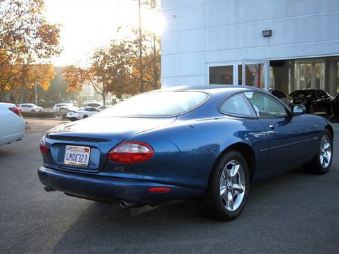 Used 1998 Jaguar XK8 Coupe image 5
