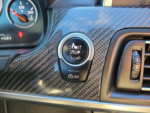 Used 2015 BMW M6 Coupe image 25