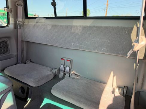 Used 2002 Toyota Tacoma PreRunner image 12