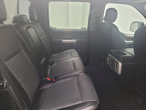 Used 2016 Ford F150 Lariat w/ Equipment Group 501A Mid AWD/4WD image 19