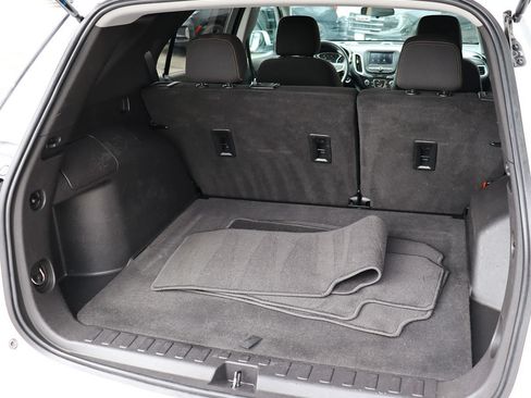 Used 2022 Chevrolet Equinox LT FWD image 24