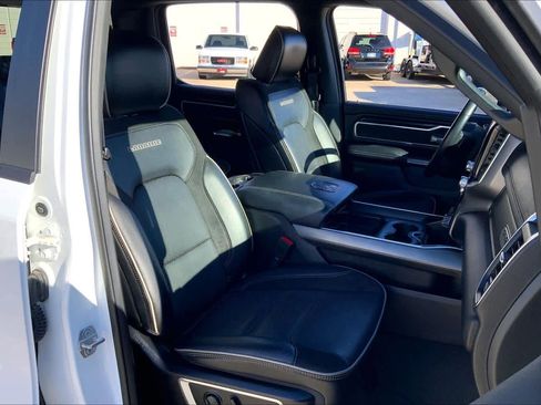 Used 2023 RAM 1500 Laramie image 8