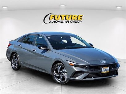 Certified 2025 Hyundai Elantra SEL w/ Cargo Package