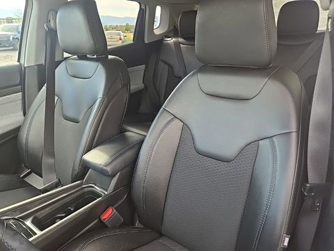 Used 2022 Jeep Compass Latitude w/ Convenience Group image 19