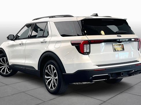 Used 2025 Ford Explorer ST-Line image 12