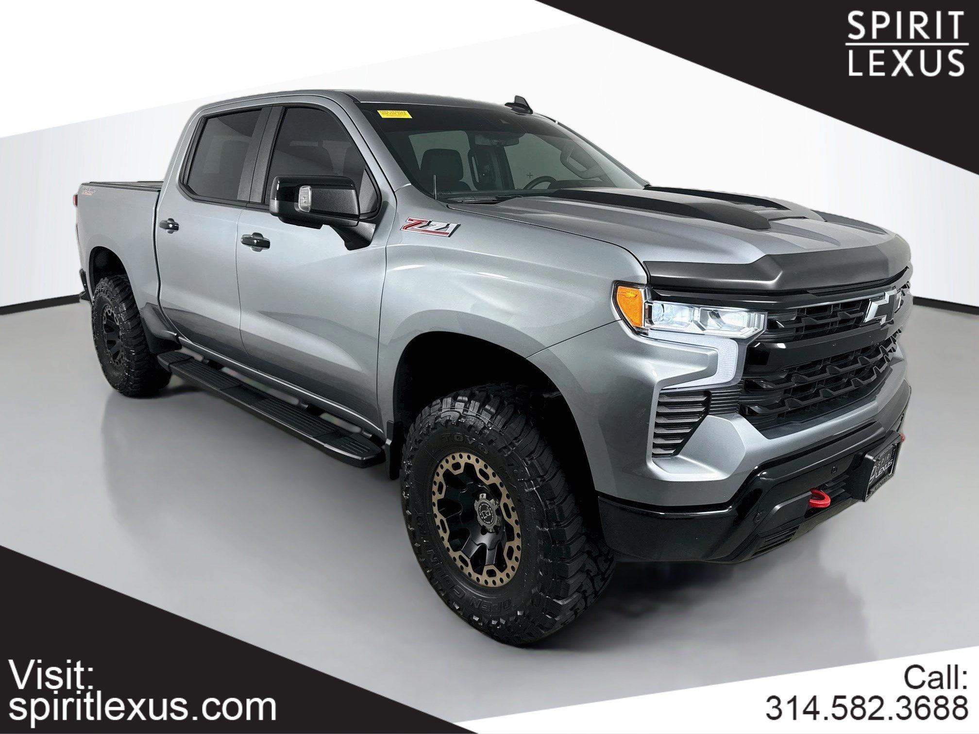 Used 2025 Chevrolet Silverado 1500 LT Trail Boss w/ Convenience Package II AWD/4WD image 1