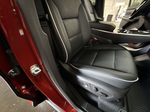 New 2026 Buick Enclave Sport Touring w/ Super Cruise Package image 27