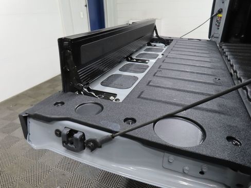 Used 2024 GMC Sierra 2500 AT4 w/ AT4 Premium Plus Package image 49