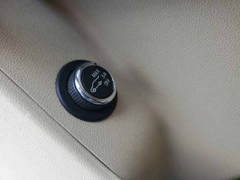 Used 2019 Cadillac XT5 FWD image 31