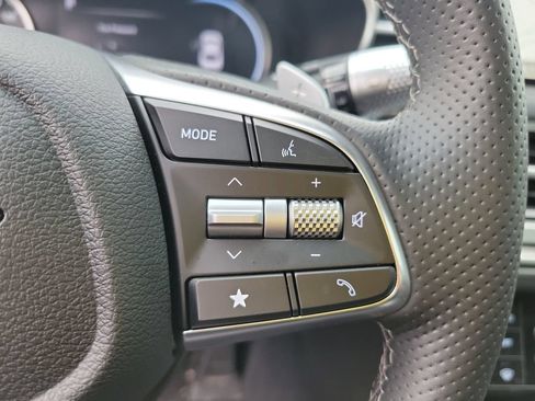 Used 2026 Genesis G70 2.5T Prestige RWD image 23