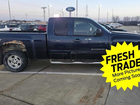 Used 2007 Chevrolet Silverado 1500 LT w/ 1LT Convenience Package image 8
