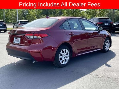 Used 2024 Toyota Corolla LE FWD image 5