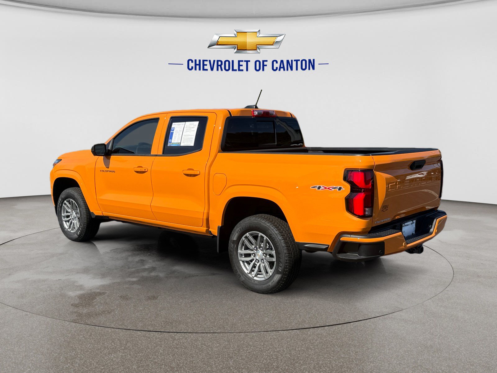 Used 2026 Chevrolet Colorado LT w/ LT Convenience Package AWD/4WD image 7