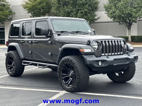 Used 2021 Jeep Wrangler Unlimited Sport AWD/4WD image 4