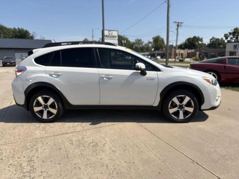 Used 2015 Subaru Crosstrek Touring w/ Popular Package #2 AWD/4WD image 4