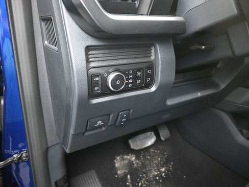 New 2026 Ford F250 Lariat w/ Black Appearance Package AWD/4WD image 13