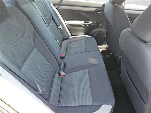 Used 2021 Nissan Versa SV FWD image 21
